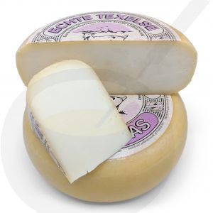 Texel Goats Cheese Young Matured | 1 kilo / 2.2 lbs